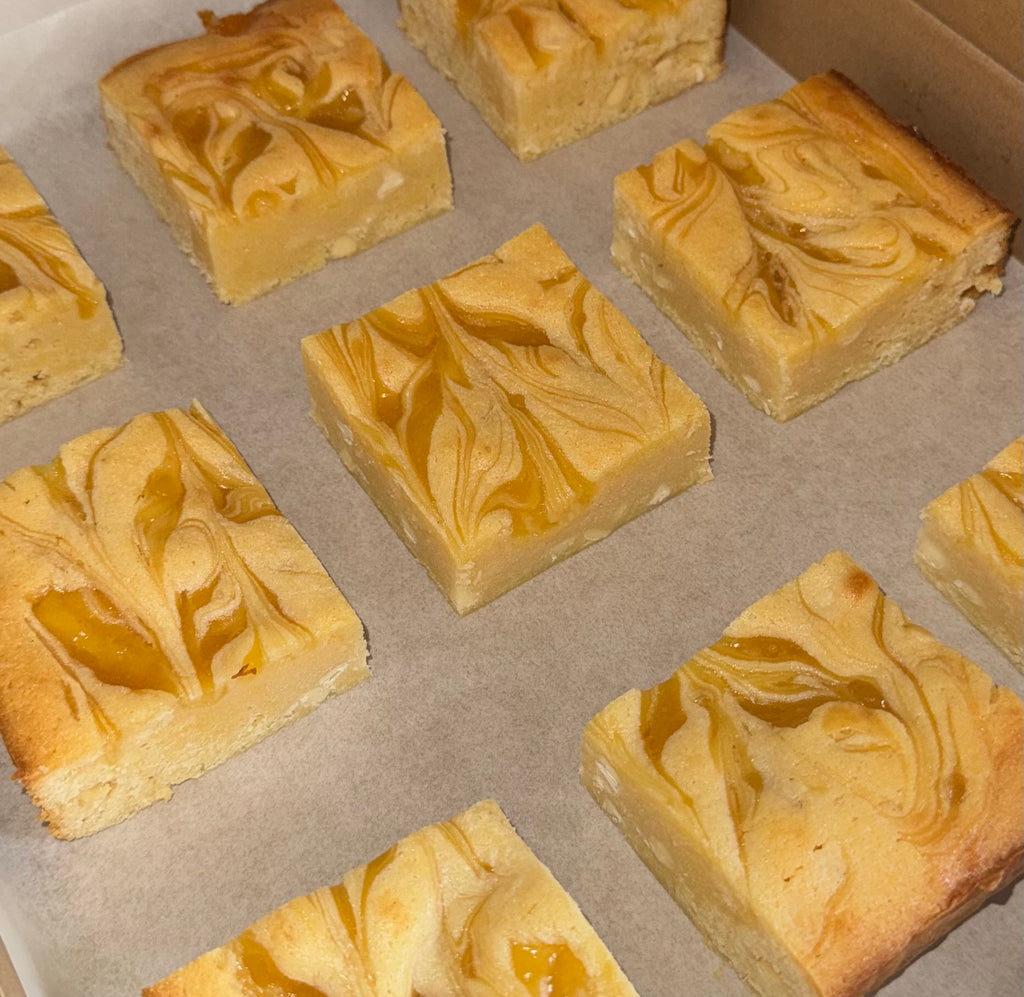 Whole Blondie Tray
