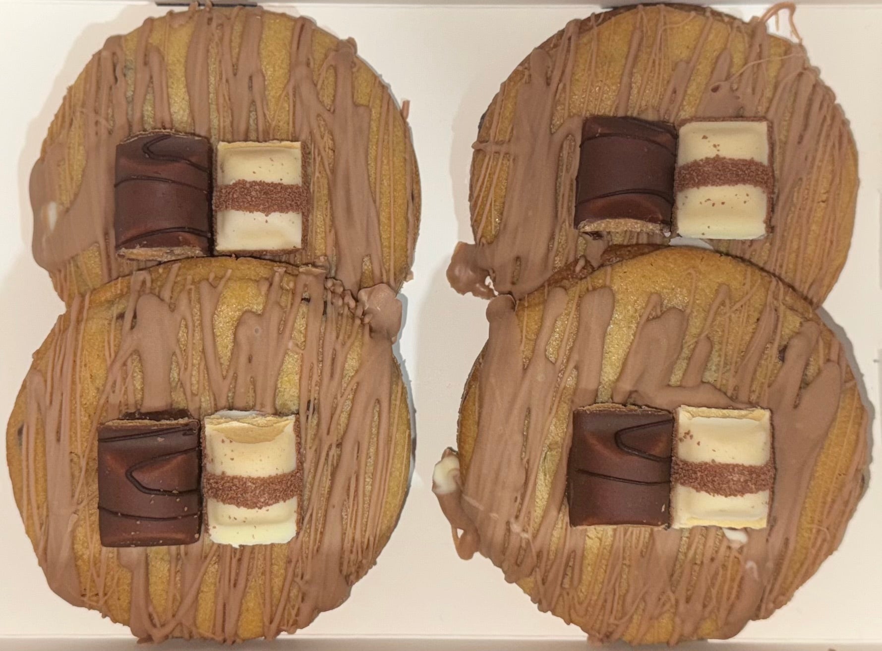 4 x Stuffed Cookies